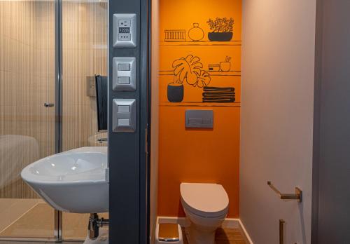Habitación Doble Estándar - 2 camas del hotel Ibis Budget Lima Miraflores. Foto 5
