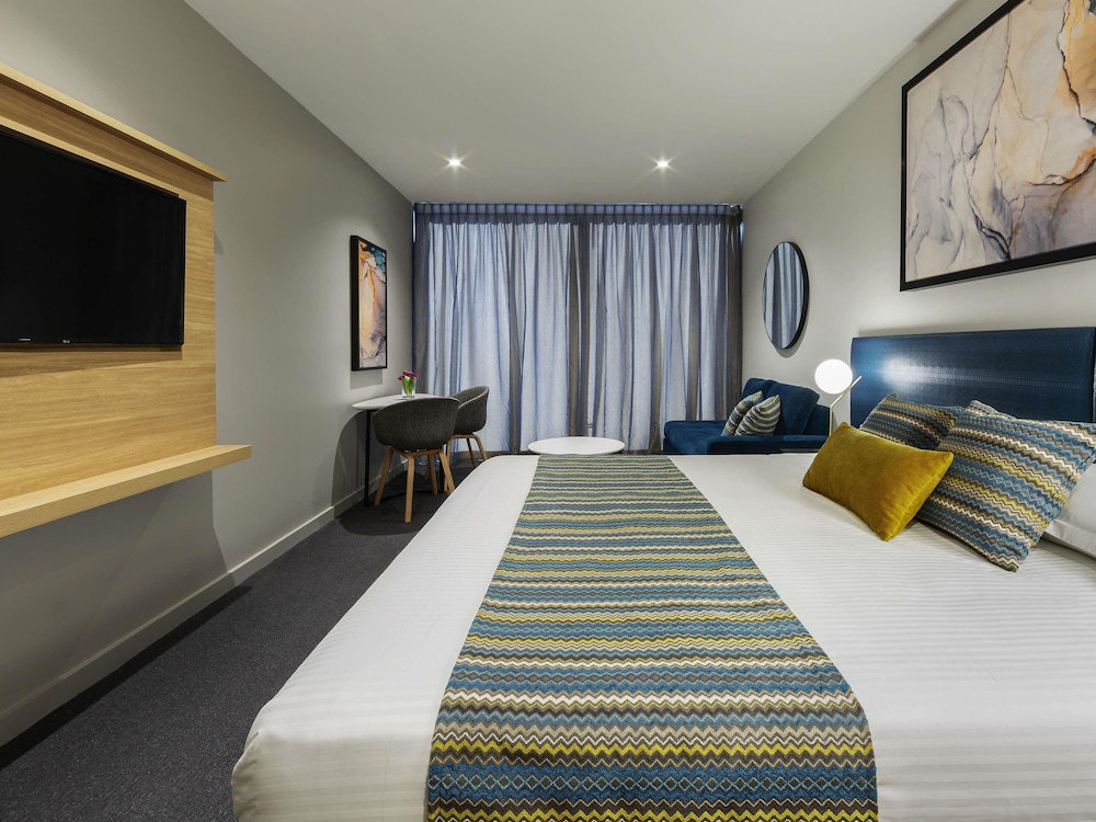 Habitación Superior con 1 Cama King del hotel Mercure Canberra Belconnen. Foto 1