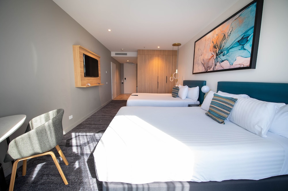 Habitación Superior Queen con 2 camas Queen del hotel Mercure Canberra Belconnen. Foto 2