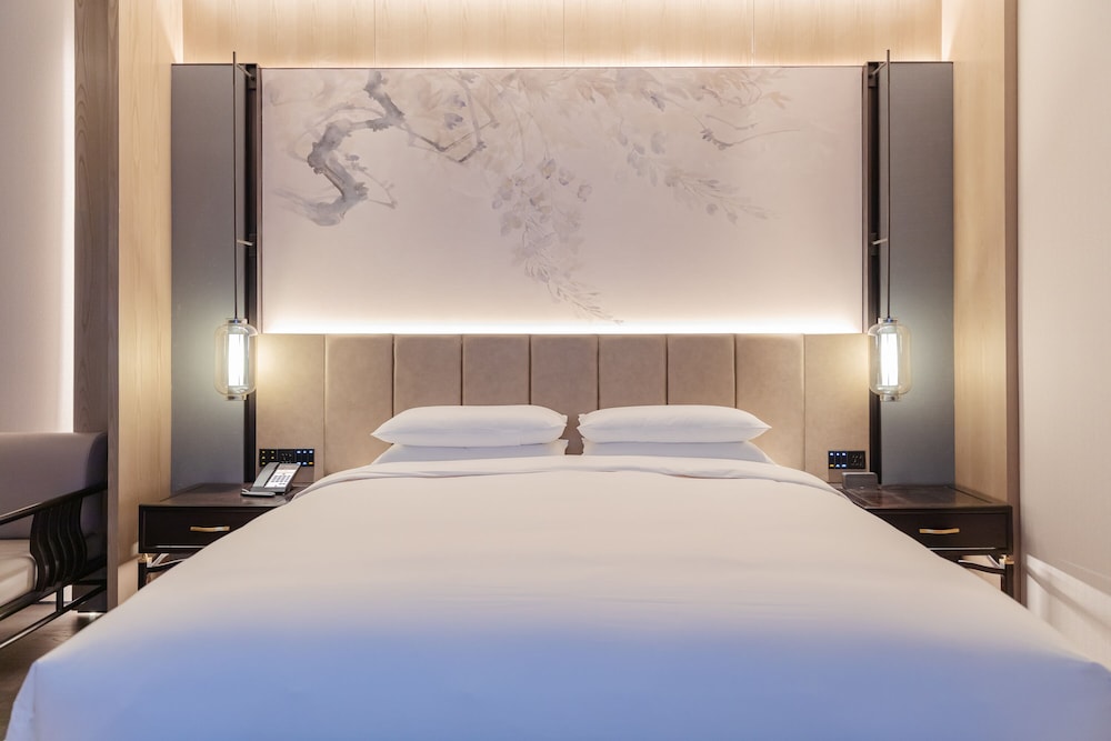 HABITACIÓN DE LUJO, Una Cama King Size, Vistas a la Ciudad del hotel Sofitel Hangzhou Yingguan