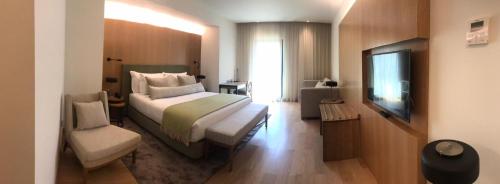 Habitación Familiar Estándar del hotel Neya Porto. Foto 1