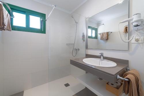 Apartamento de 1 dormitorio del hotel Elena. Foto 4