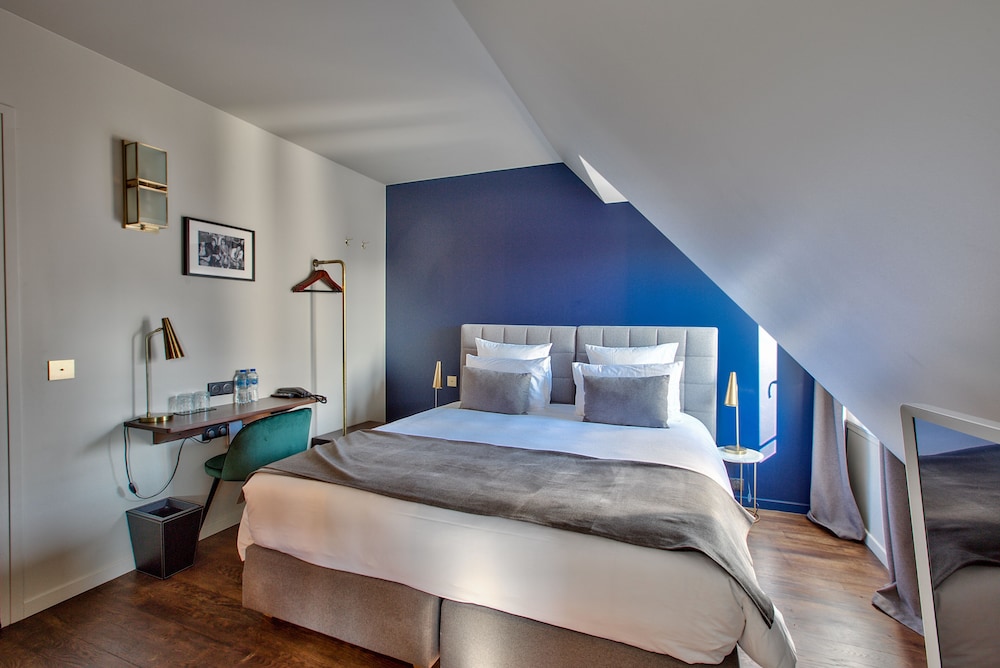 Suite junior del hotel Maison Barbès. Foto 3