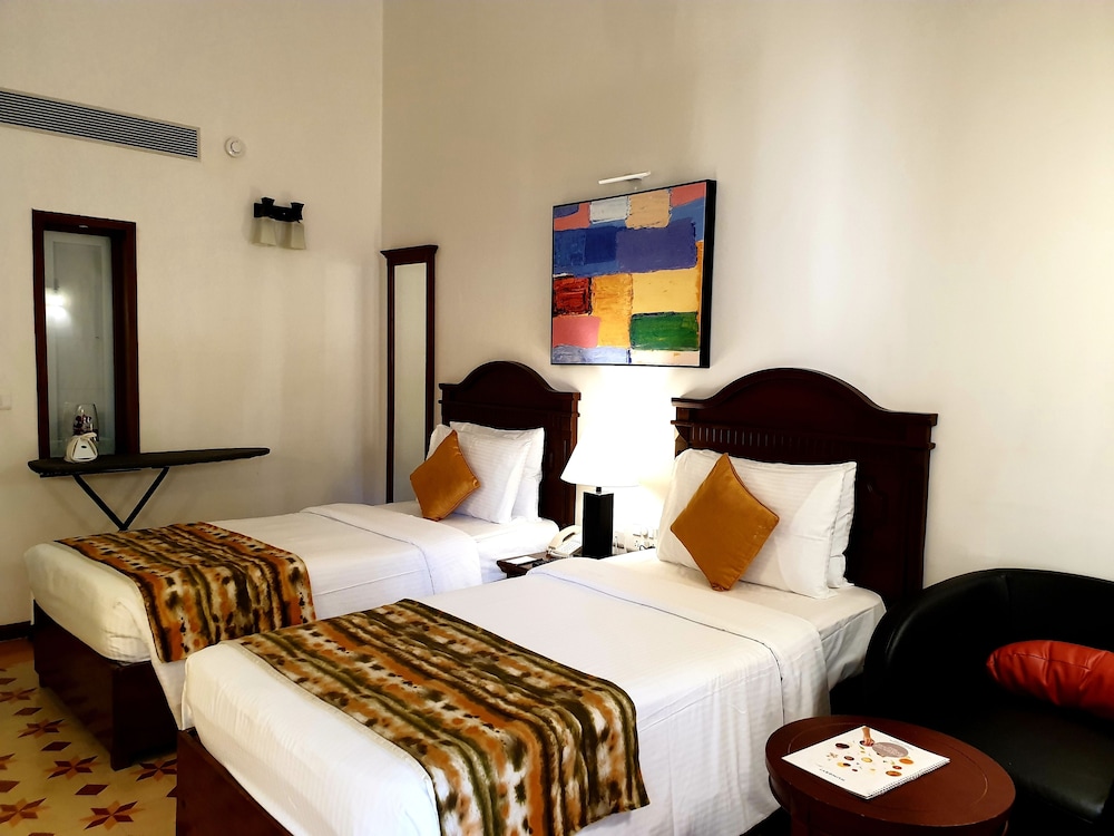 Habitación Twin Villa Ejecutiva con vistas a la piscina del hotel novotel goa dona sylvia resort [ex. dona sylvia]. Foto 1