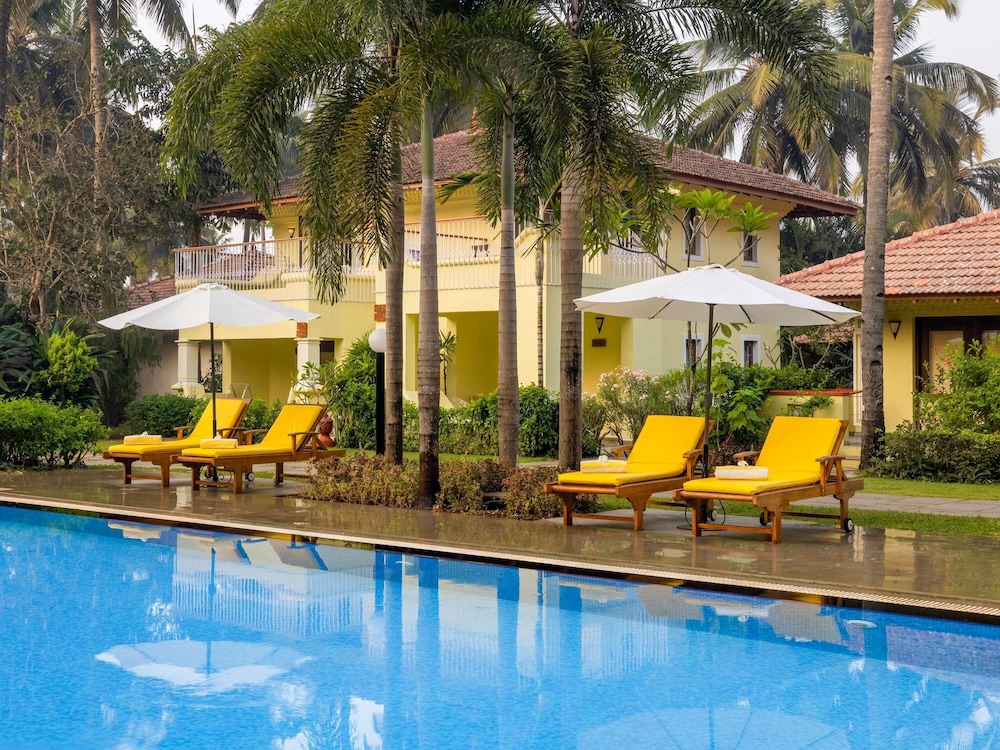 Habitación Twin Villa Ejecutiva con vistas a la piscina del hotel novotel goa dona sylvia resort [ex. dona sylvia]. Foto 4
