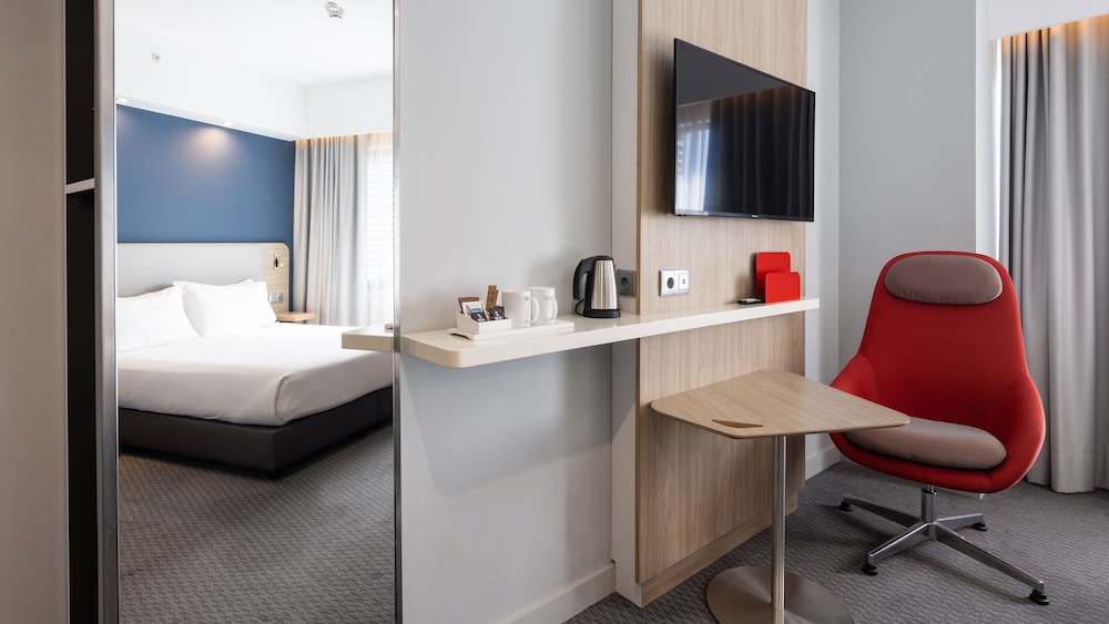 Habitación estándar, 1 cama doble (Free Breakfast) del hotel Holiday Inn Express Porto City Center, An Ihg. Foto 5