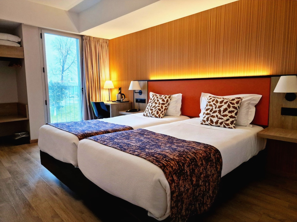 Habitación estándar con 2 camas individuales del hotel 3k Porto Aeroporto