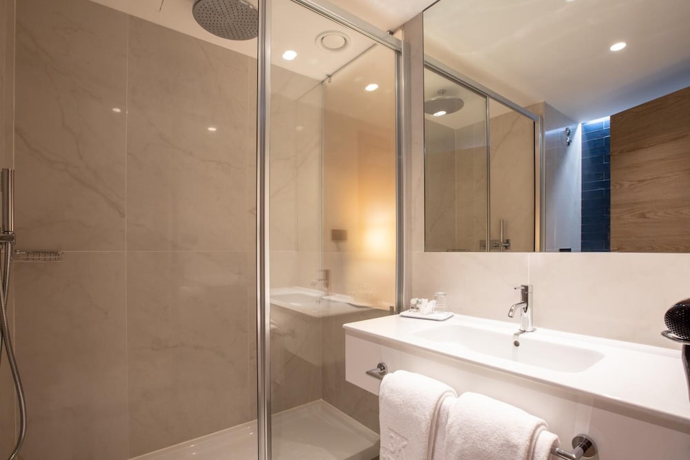 Habitación estándar con 2 camas individuales del hotel 3k Porto Aeroporto. Foto 5
