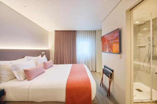 Habitación Doble Estándar Interior del hotel Moon and Sun Braga. Foto 2