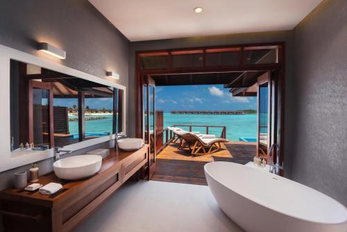 Villa Agua con piscina del hotel Varu By Atmosphere - All Inclusive. Foto 4