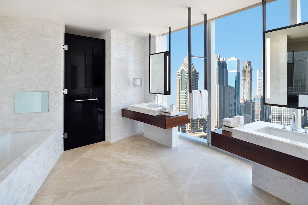 Executive Suite Sky View - Exclusive Access to Level 54 Infinity Pool del hotel Address Sky View. Foto 3
