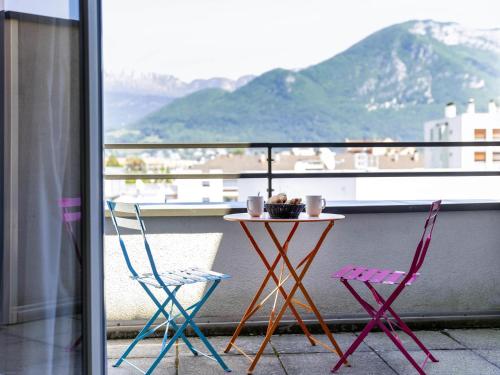 Estudio Balcón o Terraza Con Cocina 1 Cama queen Sofá Cama incluido del hotel Adagio Annecy Centre. Foto 6