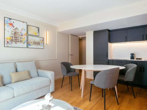 Apartamento de 1 dormitorio del hotel Adagio Paris Opera. Foto 14