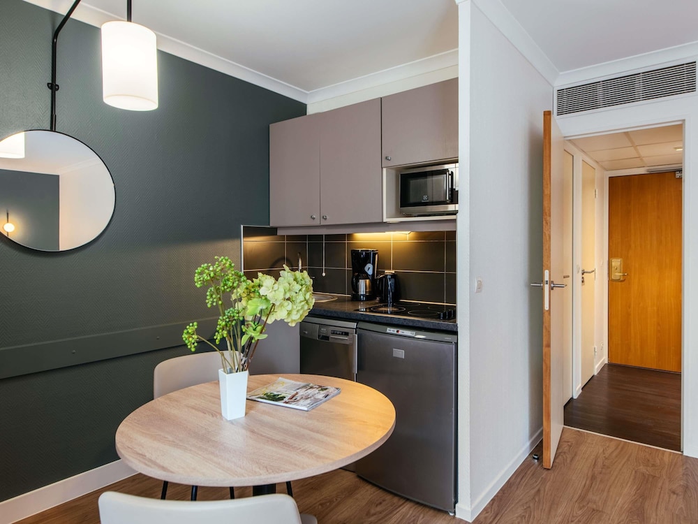 Estudio con cama doble del hotel Adagio la Defense-Le Parc