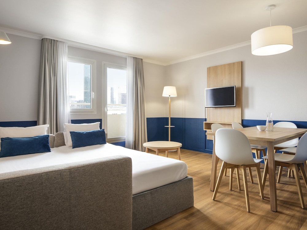 Apartamento, varias camas del hotel Adagio la Defense Kleber. Foto 3