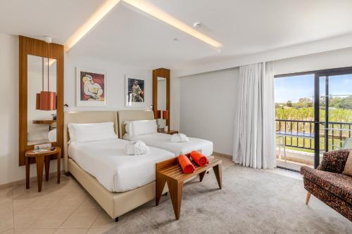 Habitación Clásica con paquete de Nochevieja del hotel Regency Salgados and Spa. Foto 1