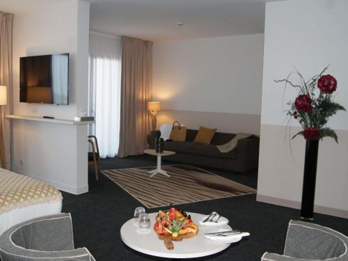 Suite Privilege del hotel Mercure and Spa Bastia Biguglia. Foto 4