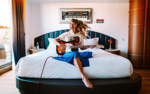 Suite Rock Star con terraza del hotel Hard Rock Madrid