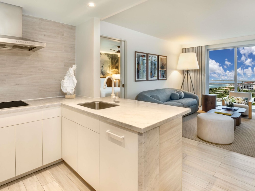 SUITE SIGNATURE CON VISTA AL MAR del hotel Sls Baha Mar. Foto 3