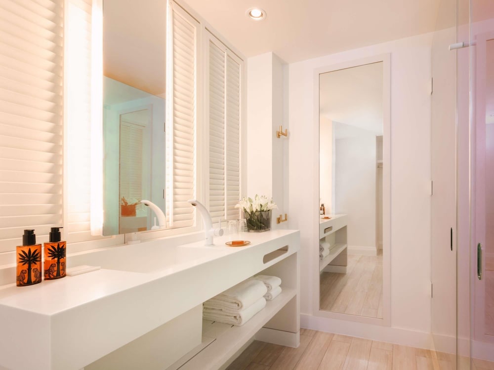 SUITE SUPERIOR DE DOS DORMITORIOS del hotel Sls Baha Mar. Foto 4