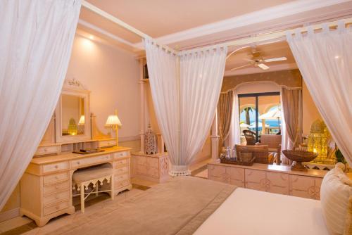 Suite Junior Star Prestige con vistas al mar del hotel Joia El Mirador By Iberostar -adults Only. Foto 2