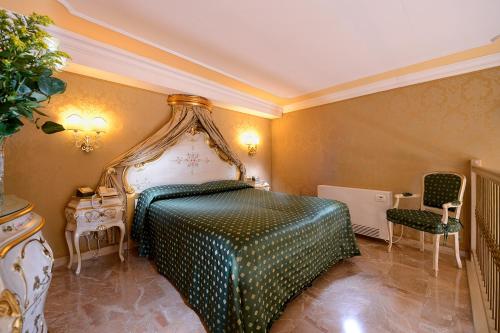 Habitación Doble Superior en dos niveles - 1 o 2 camas del hotel Canaletto. Foto 4