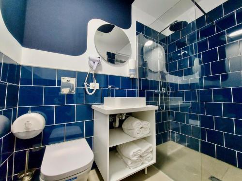 Suite Cápsula con terraza del hotel Atypicap Capsule. Foto 13