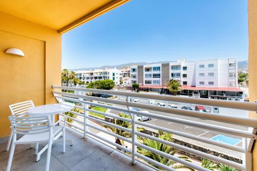 Apartamento con vistas a la montaña del hotel Atlantic Holiday Hotel. Foto 8