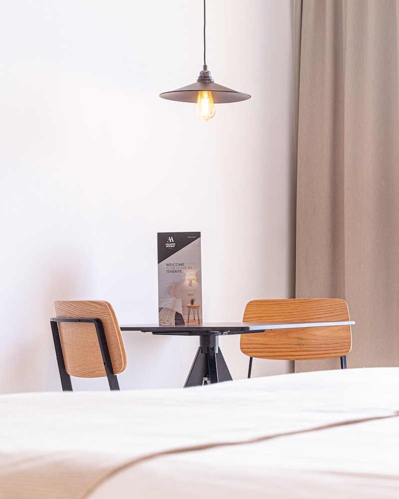 Estudio del hotel Atlantic Holiday Hotel. Foto 4