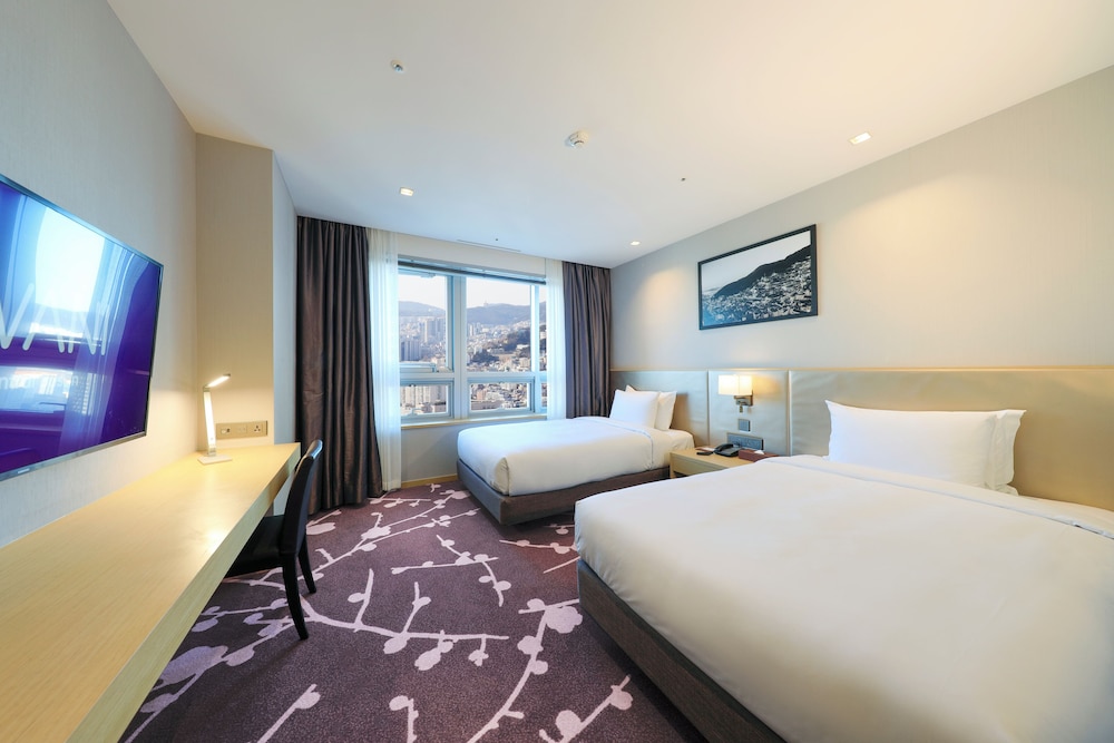 Habitación Deluxe con 2 camas individuales, vistas a la ciudad (Avani) del hotel Avani Central Busan. Foto 3