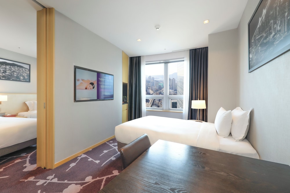 Habitación triple Deluxe (Avani) del hotel Avani Central Busan