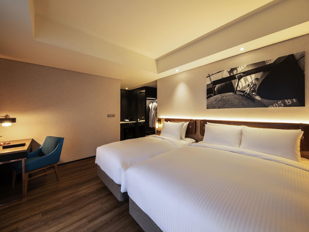 Habitación Superior, 1 cama Queen y 1 cama individual del hotel Mercure Ambassador Seoul Hongdae