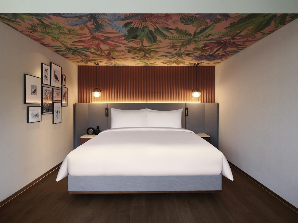 Suite Cabana del hotel Mondrian Seoul Itaewon. Foto 6
