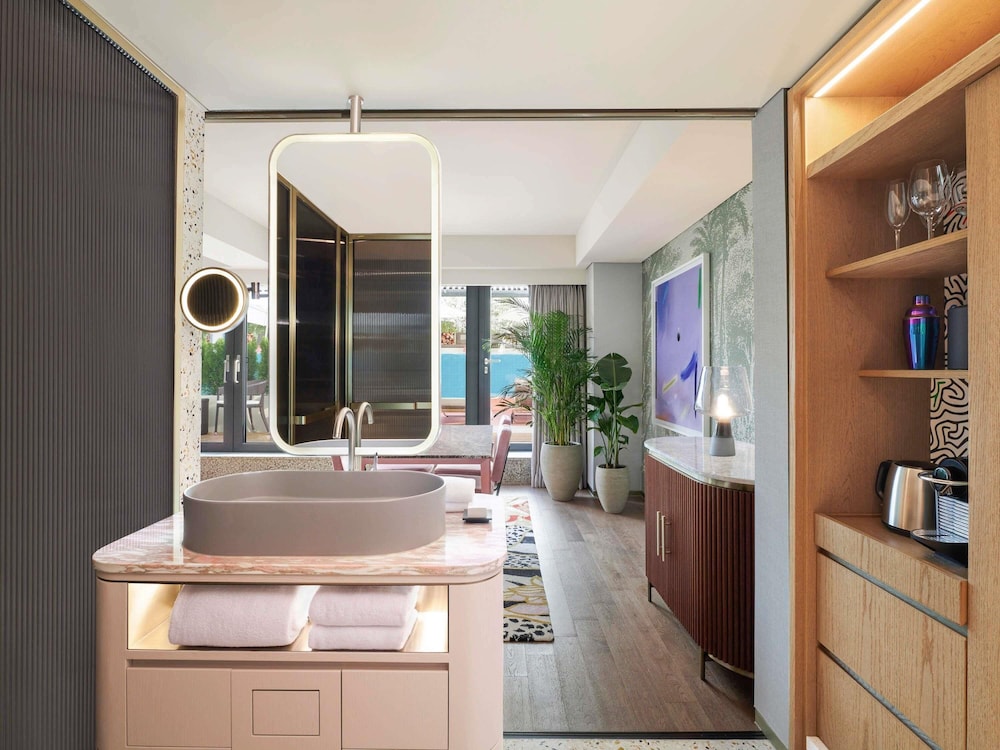 Suite Cabana del hotel Mondrian Seoul Itaewon. Foto 7