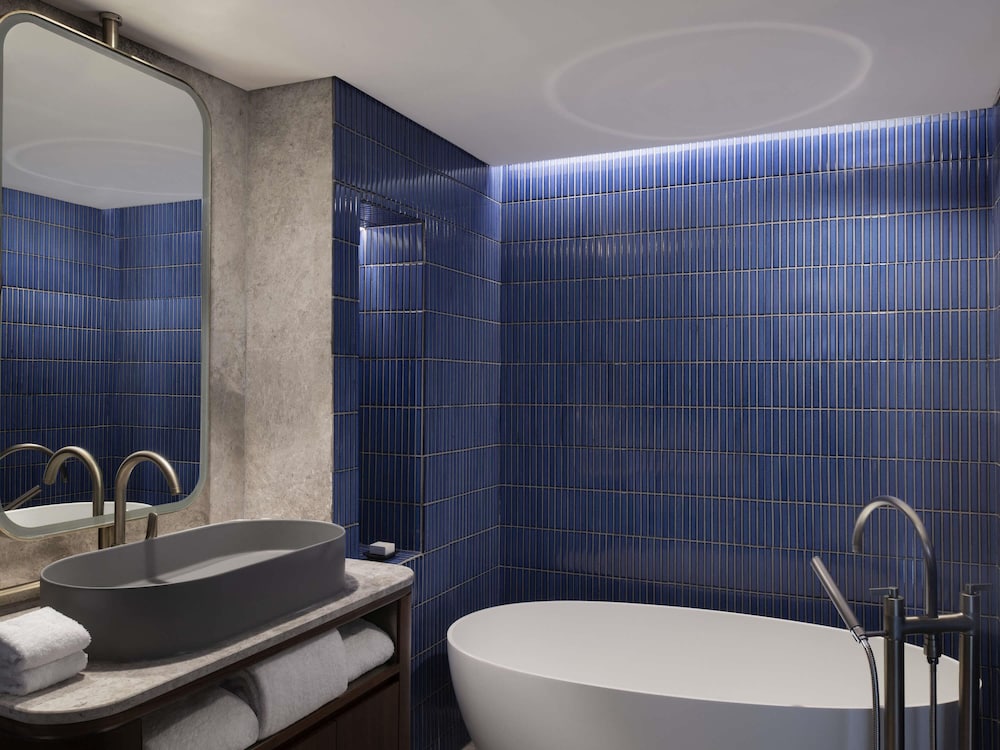 Suite Estudio King del hotel Mondrian Seoul Itaewon. Foto 1