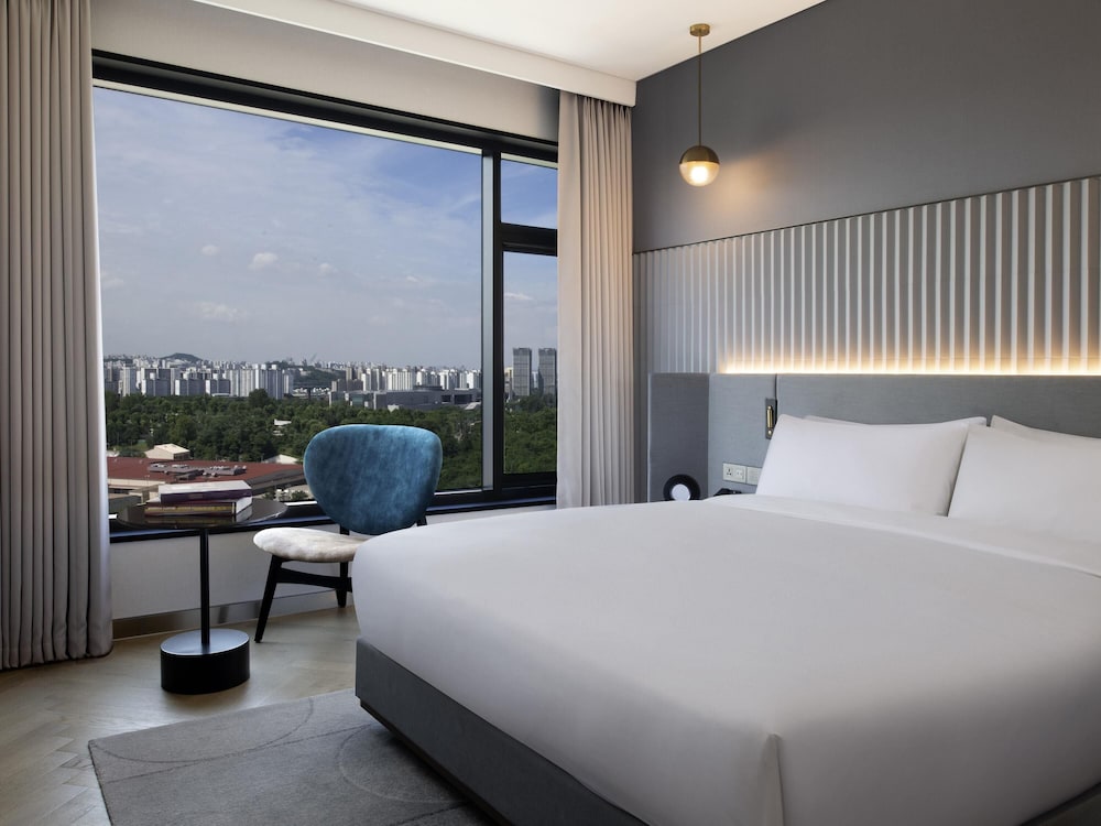 SUITE MONDRIAN del hotel Mondrian Seoul Itaewon. Foto 5