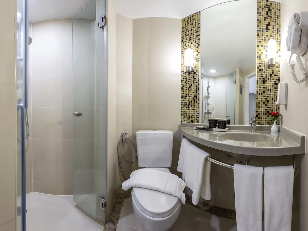 Habitación superior, 2 camas individuales del hotel Ibis Phuket Patong - Sha Extra Plus. Foto 3