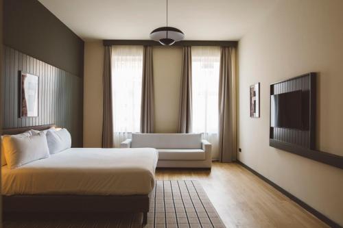 Habitación Doble Superior del hotel The Honest Budapest by chic&basic. Foto 2