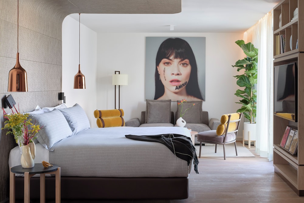 Suite Studio ME+ del hotel ME Barcelona. Foto 3