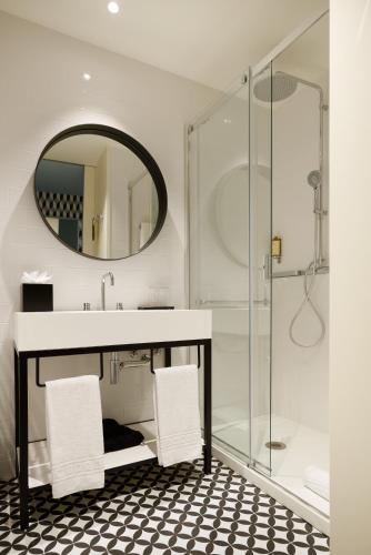 Habitación Doble Clásica del hotel Mercure Porto Centro Aliados. Foto 8