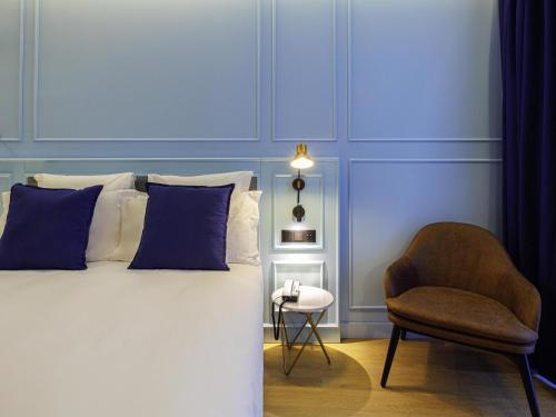 Habitación Doble Clásica con vistas al jardín del hotel Mercure Porto Centro Aliados. Foto 5