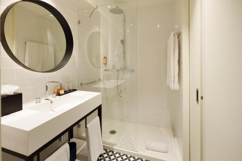 Habitación Doble Clásica del hotel Mercure Porto Centro Aliados. Foto 13