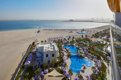Suite Junior Mirage con vistas al mar - Edición Build - A - Bear del hotel Centara Mirage Beach Resort Dubai