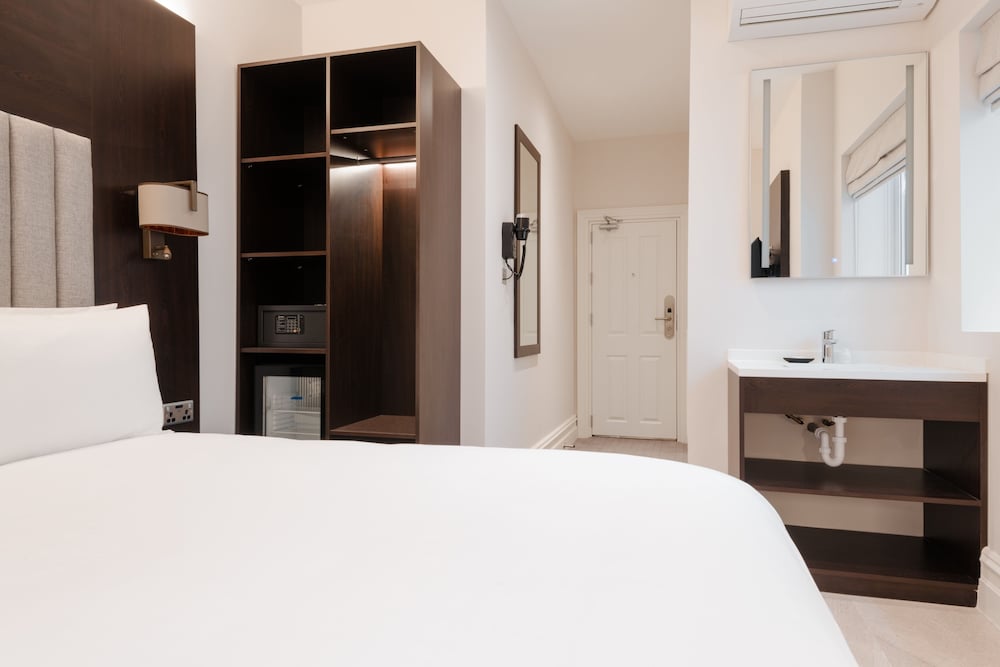 Habitación estándar doble del hotel Rove London Paddington. Foto 11