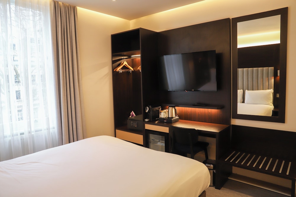 Habitación estándar doble, 1 cama de matrimonio grande del hotel Rove London Paddington. Foto 4