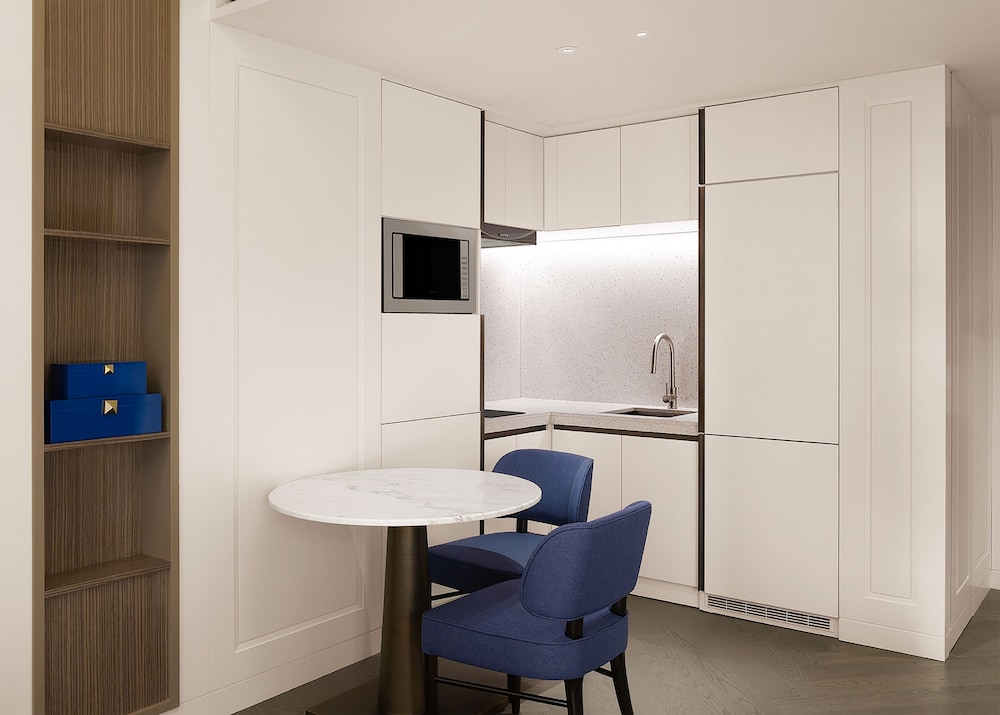 Suite Deluxe de 1 Dormitorio con 1 Cama King Size del hotel Sofitel Ambassador Seoul and Serviced Residences. Foto 8