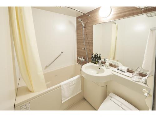 Habitaciones comunicadas - No fumadores del hotel Sotetsu Fresa Inn Kamakura Ofuna Higashiguchi. Foto 4