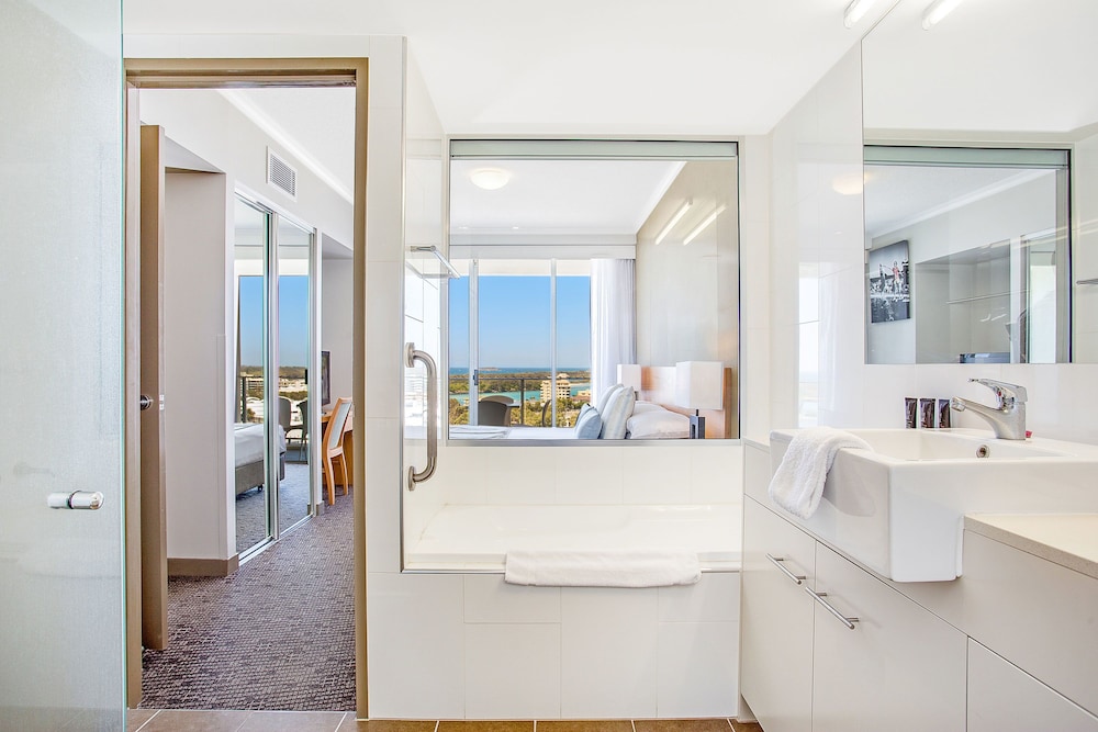 Apartamento de un dormitorio del hotel Mantra Twin Towns. Foto 6