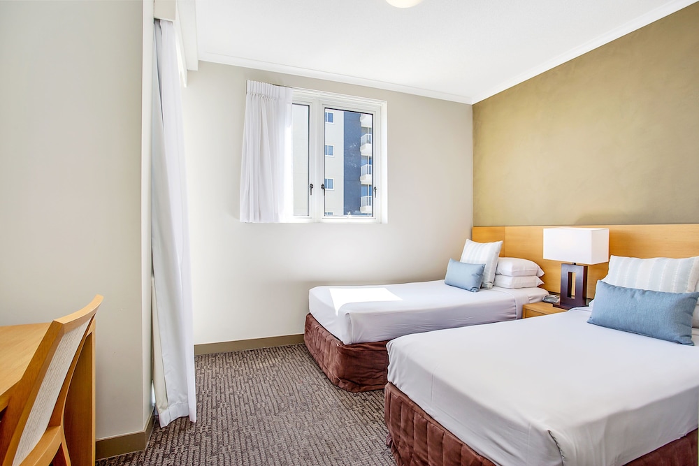 Apartamento de dos Dormitorios del hotel Mantra Twin Towns. Foto 1