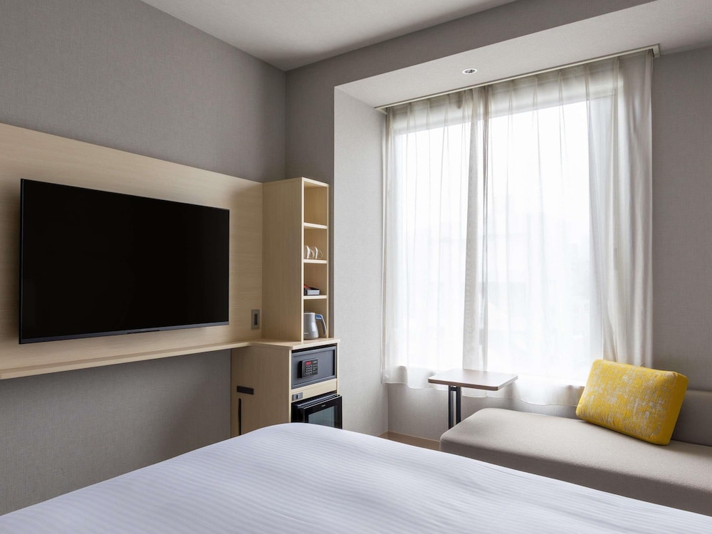 Habitación Superior con 1 Cama Queen del hotel ibis Styles Tokyo Ginza East. Foto 4